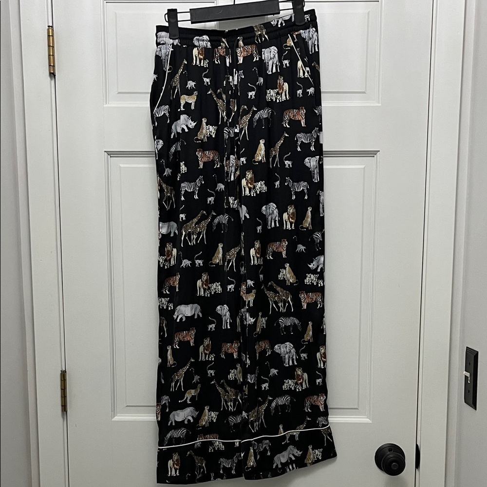 Banana Republic Zoo Safari Animal Printed Satin Pajama Bottoms Size - XS